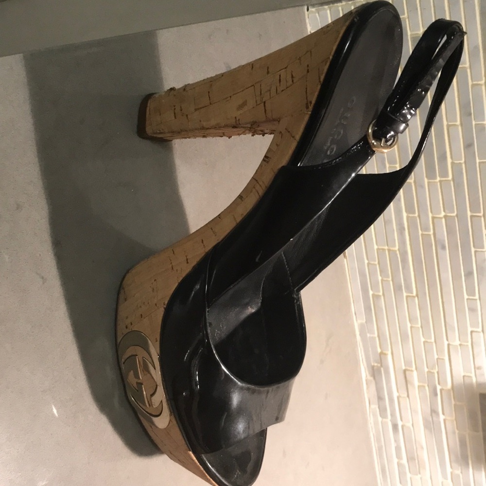 Gucci open toe heels. - Picture 8 of 11